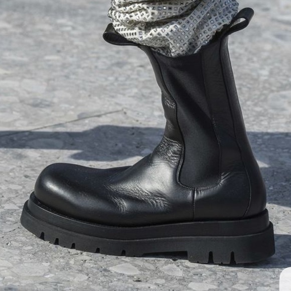 NIB Bottega Veneta Men’s Lug Leather Boots